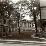 This photograph from the Hispanic Society's collection shows the museum in the back center, with Helen Page's house on the left and Laura Martin's house on the right. A notation on the photograph indicates that Charles Huntington, architect for the museum, lived in the Page house during construction